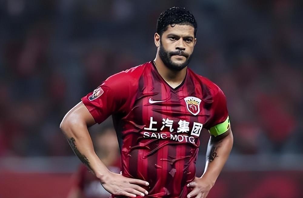 申花训练场又要来新外援！能力不比路易斯差，未来将挑大梁