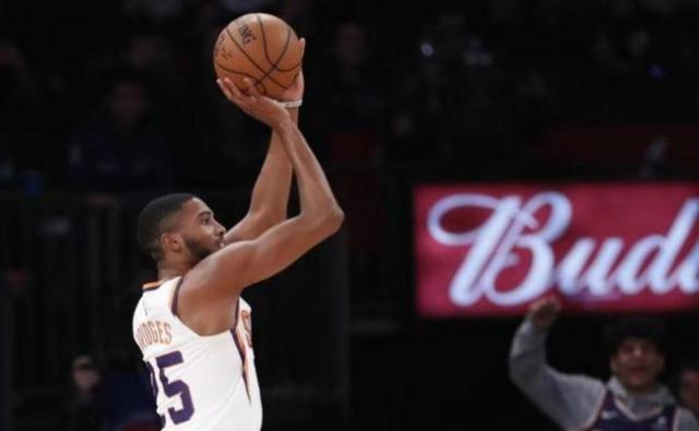 开云体育下载-布里奇斯生涯新高全队失误仅3次 太阳再登西部第1